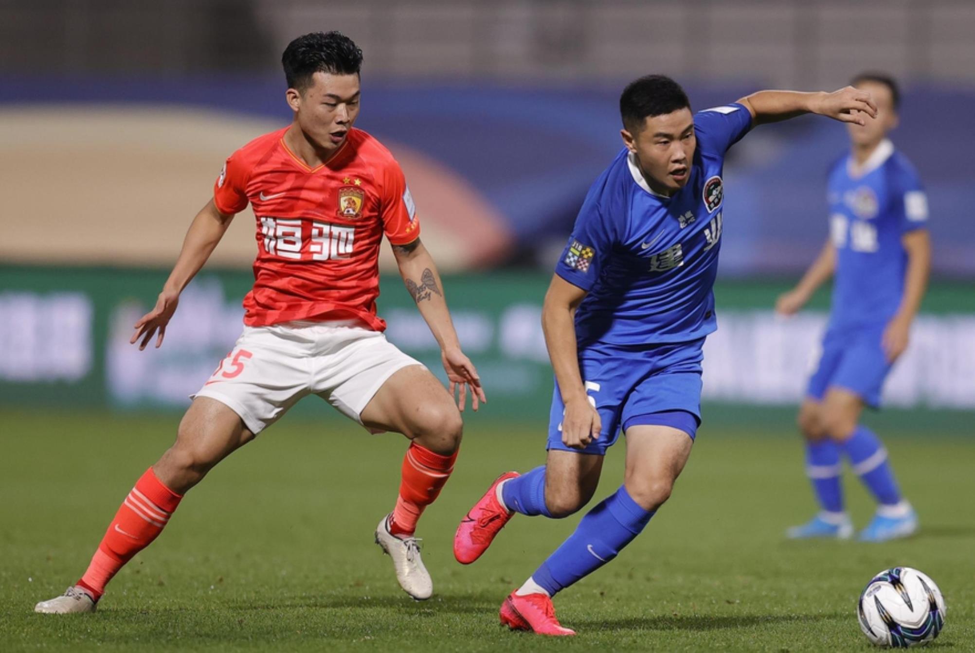 包含建业主场逼平恒大,保持不败记录继续前进的词条 包含建业主场逼平恒大,保持不败记录继续前进的词条