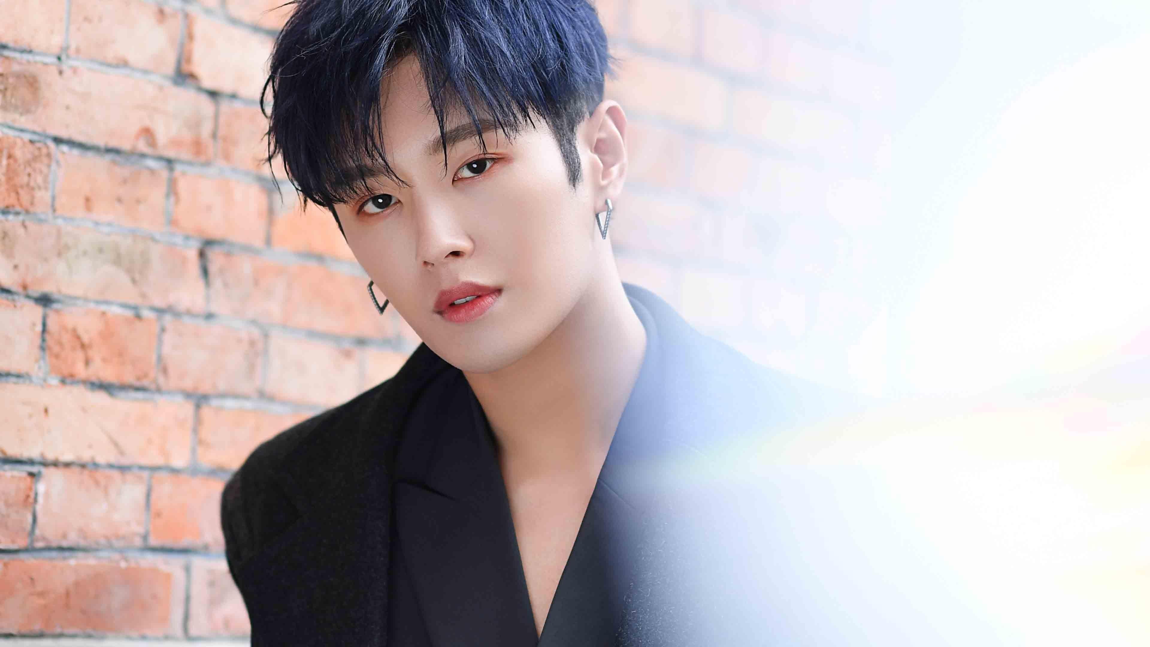 新王加冕,从萨城到巴黎,马克西的双线统治