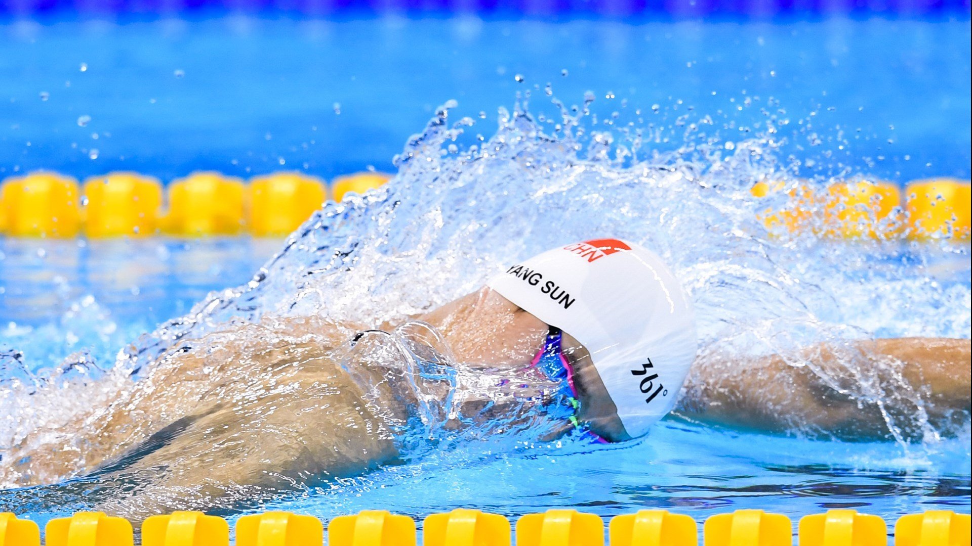 双面足球时代，尖刀与长城，足球世界的进攻极速与战略壁垒