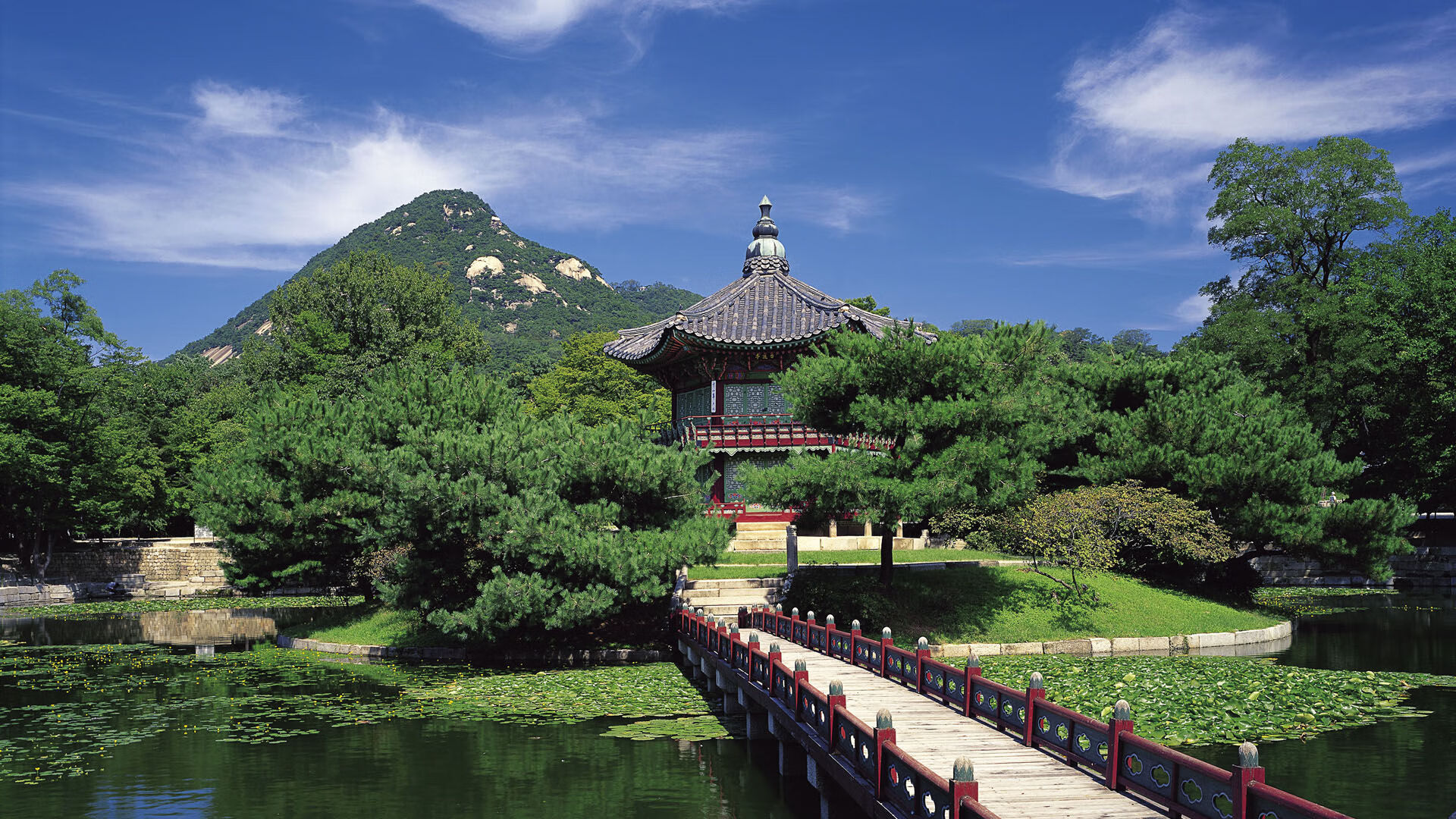 雷火电竞充值-当欧陆炮火熄灭，篮网铁蹄踏破三晋黎明，现代篮球的两极叙事